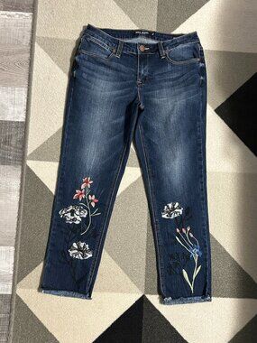 Max Jeans Floral Embroidered Straight Crop Frayed Hem Jeans Women's Size 4